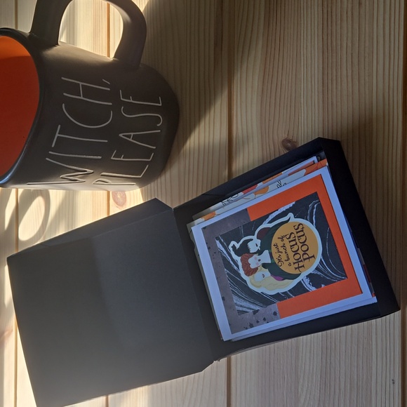 Handmade Mini Hocus Pocus Theme Halloween Cards & Envelopes Boxed Set of 6 - Picture 3 of 12